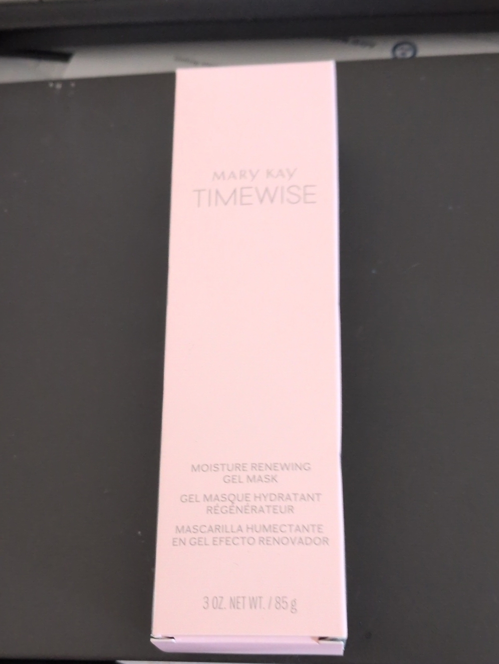 Mary Kay TimeWise Moisture Renewing Gel Mask - Soft Pink Packaging